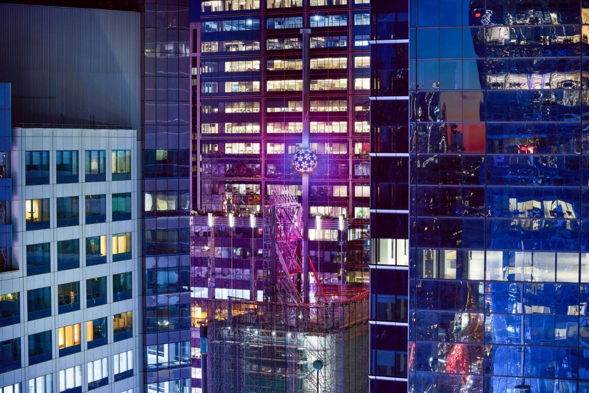 Suitetrails - Hilton New York Times Square