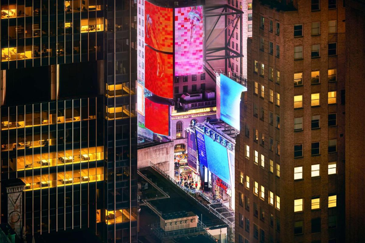 Suitetrails - Hilton New York Times Square