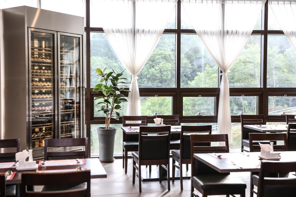 Pyeongchang Ramada Hotel & Suite by Wyndham - Housity