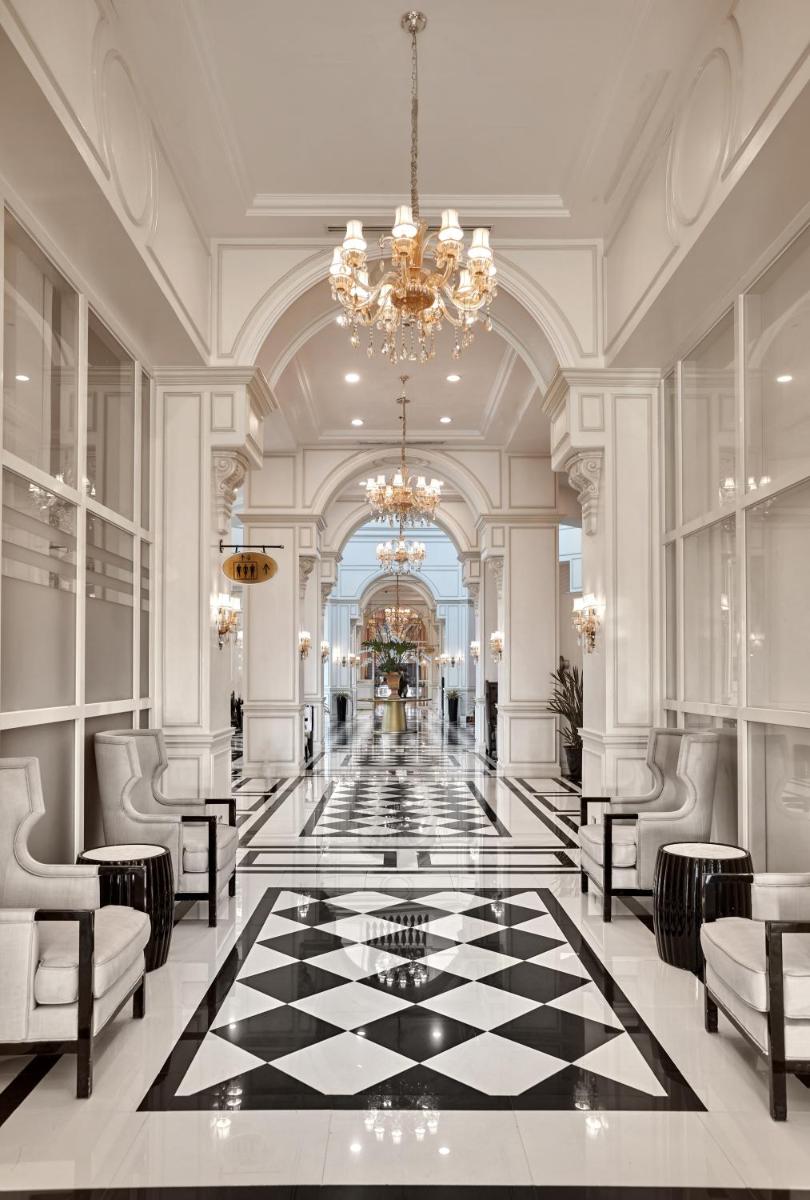 Rizal Park Hotel - Housity