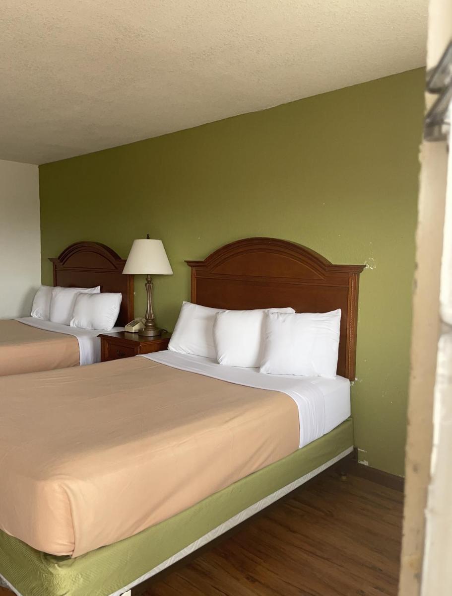 Relax Inn & Suites - Housity