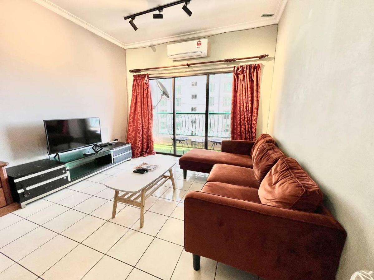 MARINA COURT VACATION HOME 3 BEDROOMS - Kota Kinabalu - Housity