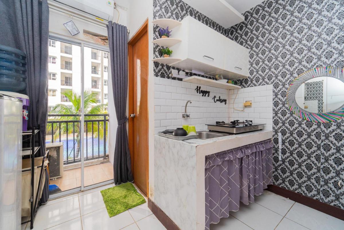 RedLiving Apartemen Cinere Resort - Gold Room - Housity