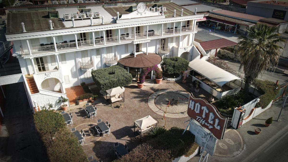 Hotel Tiffany - Housity