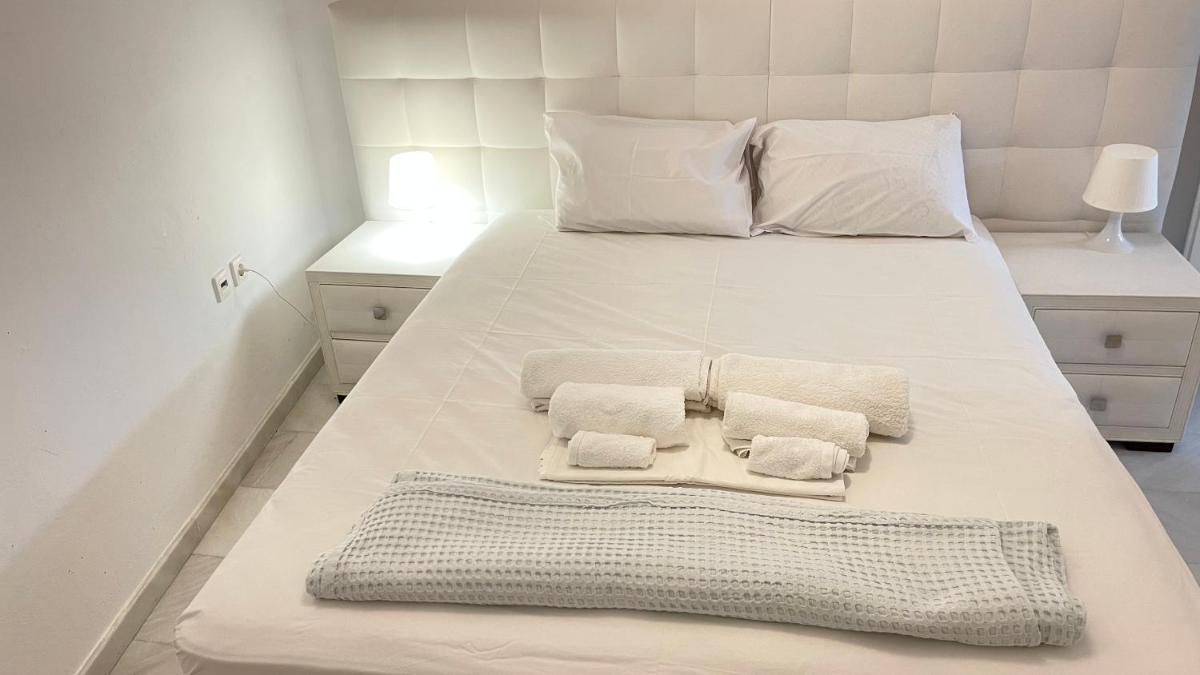 Amedi Villas Tinos - Housity