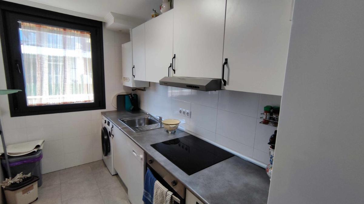 Apartamento en zona Miengo - Housity