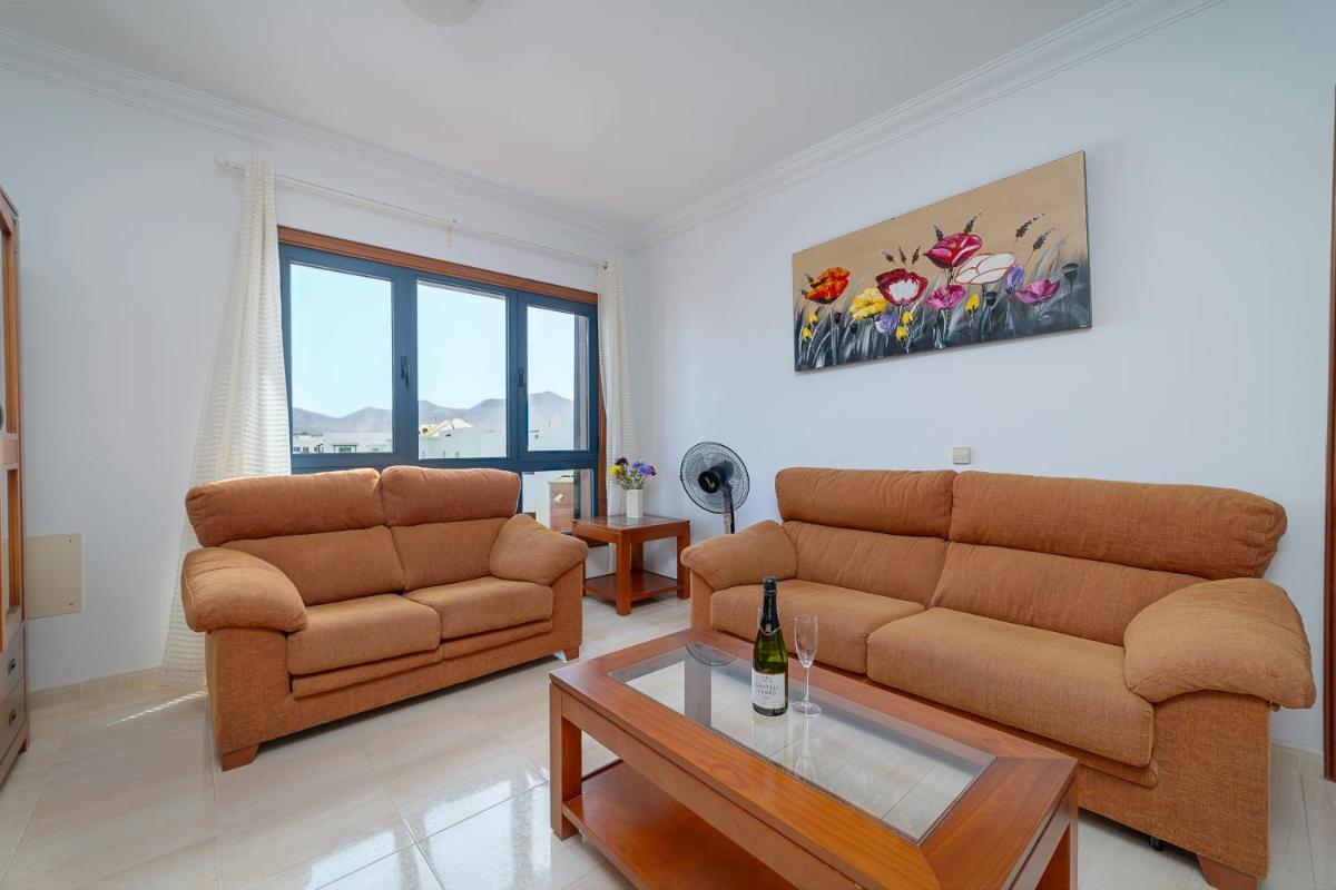 Mireya Apartment - Housity