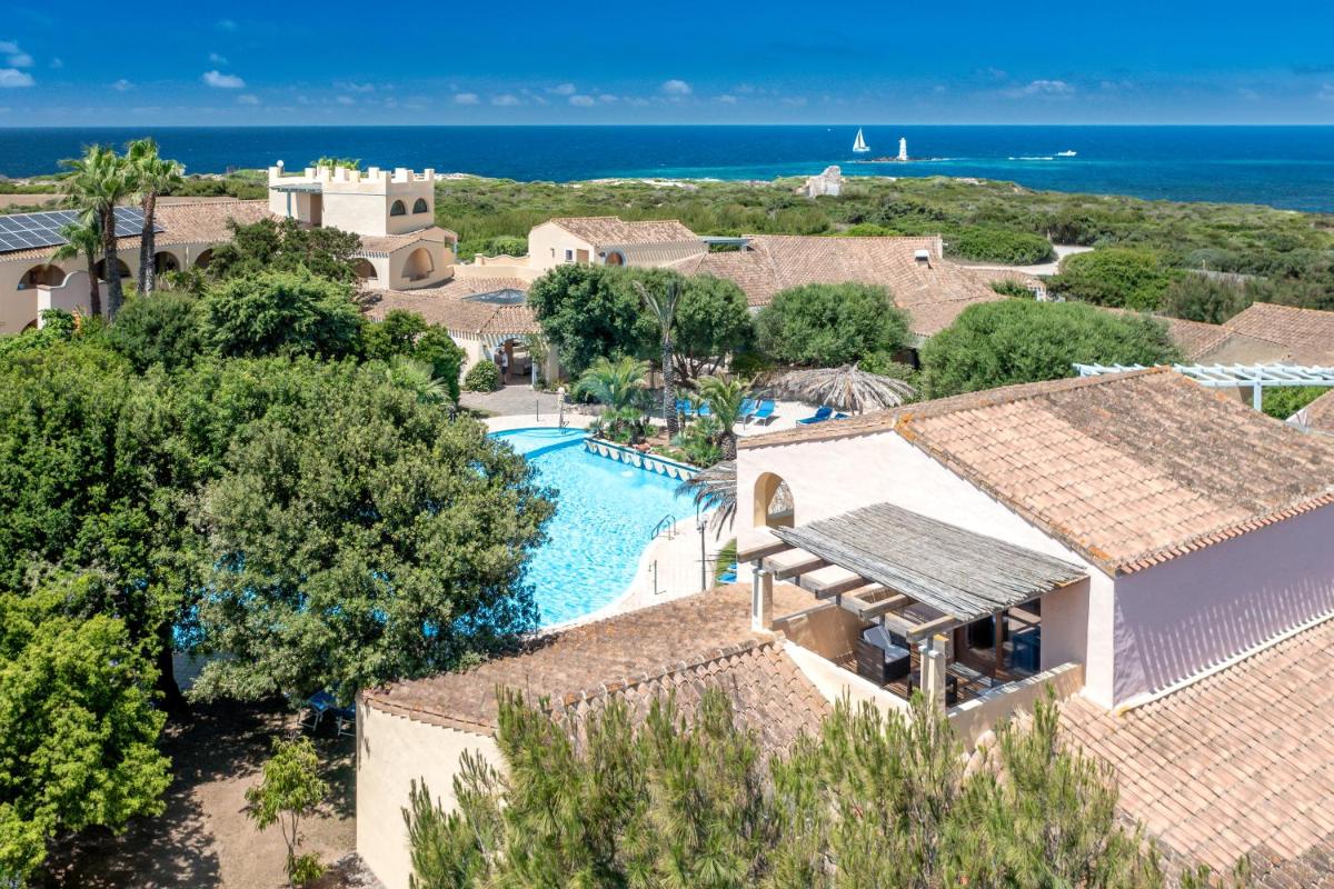 Hotel Luci Del Faro - Housity