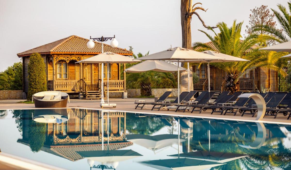 Hotel Chateau Kvirike - Housity