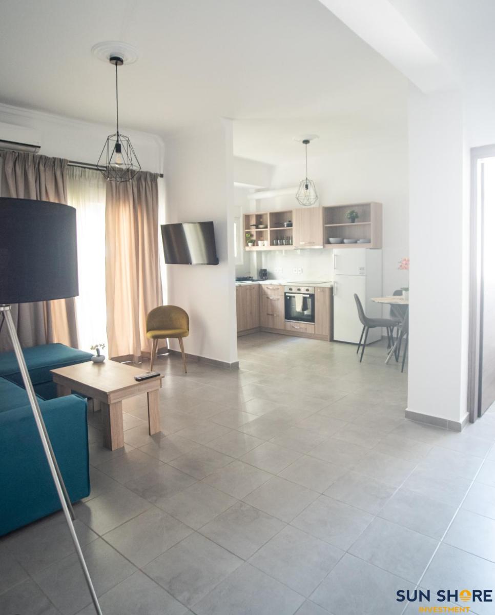 Explore Greece from City Centre Apartment - Housity