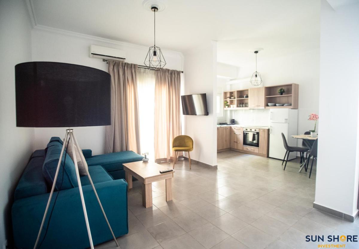 Explore Greece from City Centre Apartment - Housity
