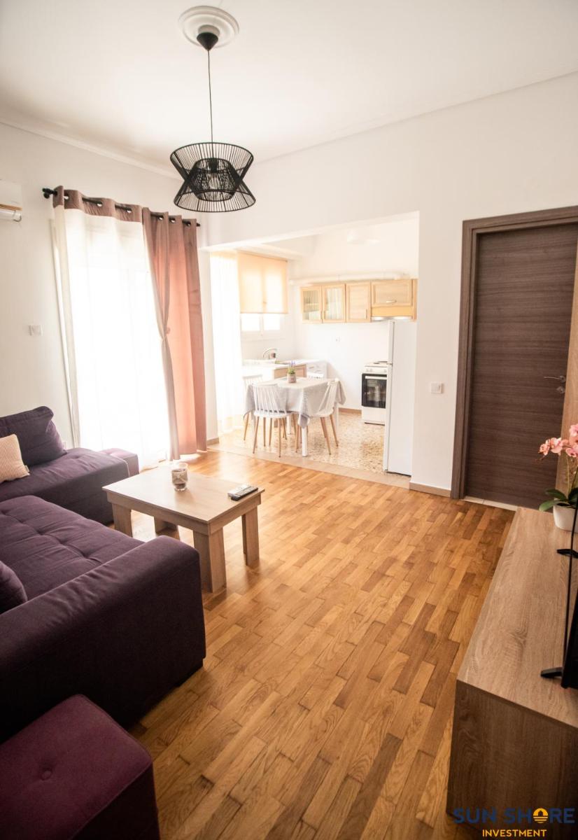 Explore Greece from Comfortable City Centre Apartment - Housity