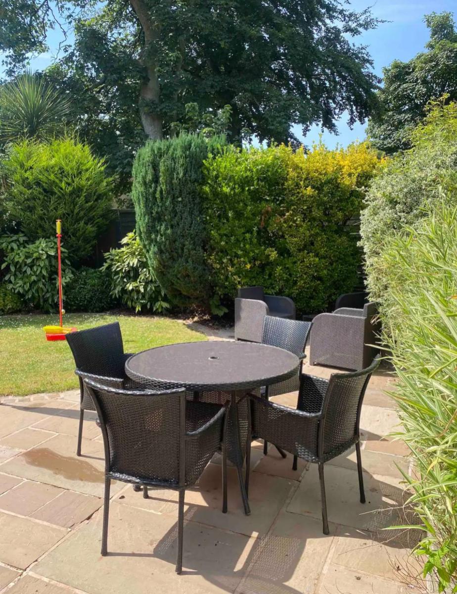 Kirkham House with Hot tub and Pool Table - Housity