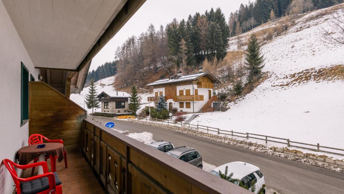 HOTEL DOLOMITI di De Martin D Oscar - Housity