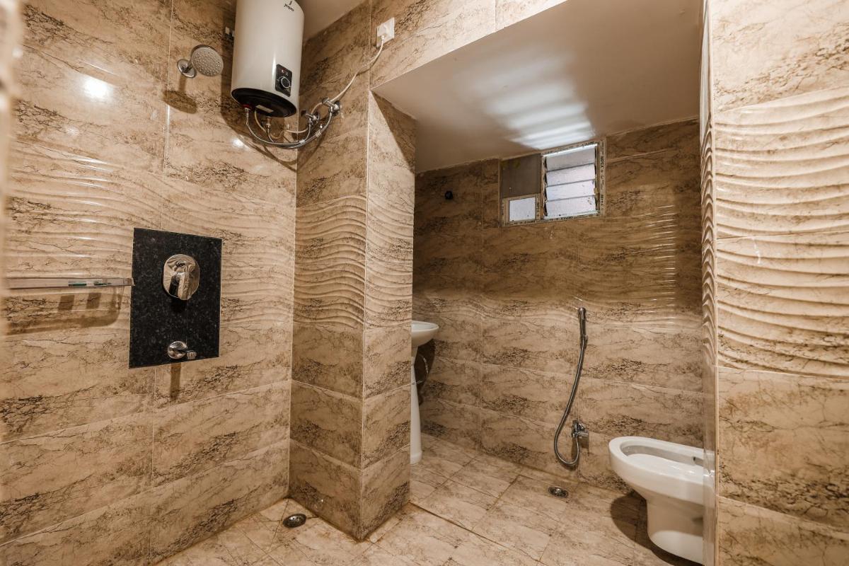 Hotel Holiday Express - Housity