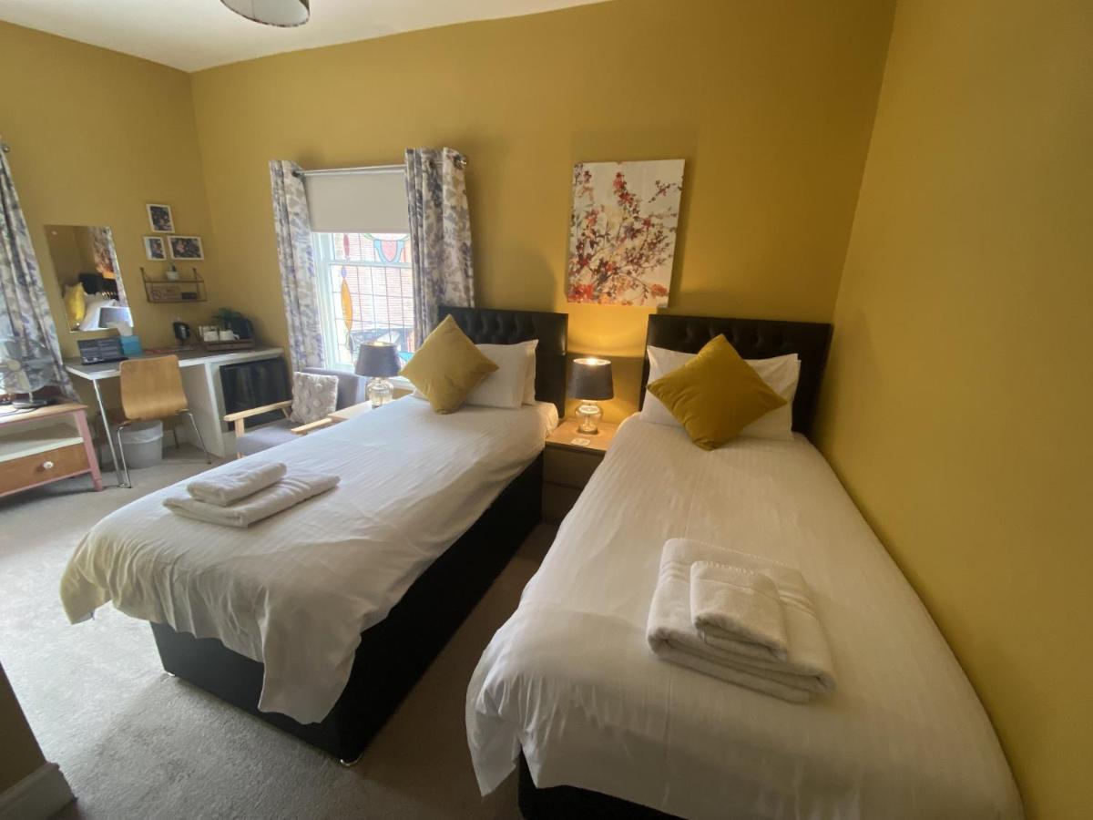 Grosvenor Place Guest House - Housity