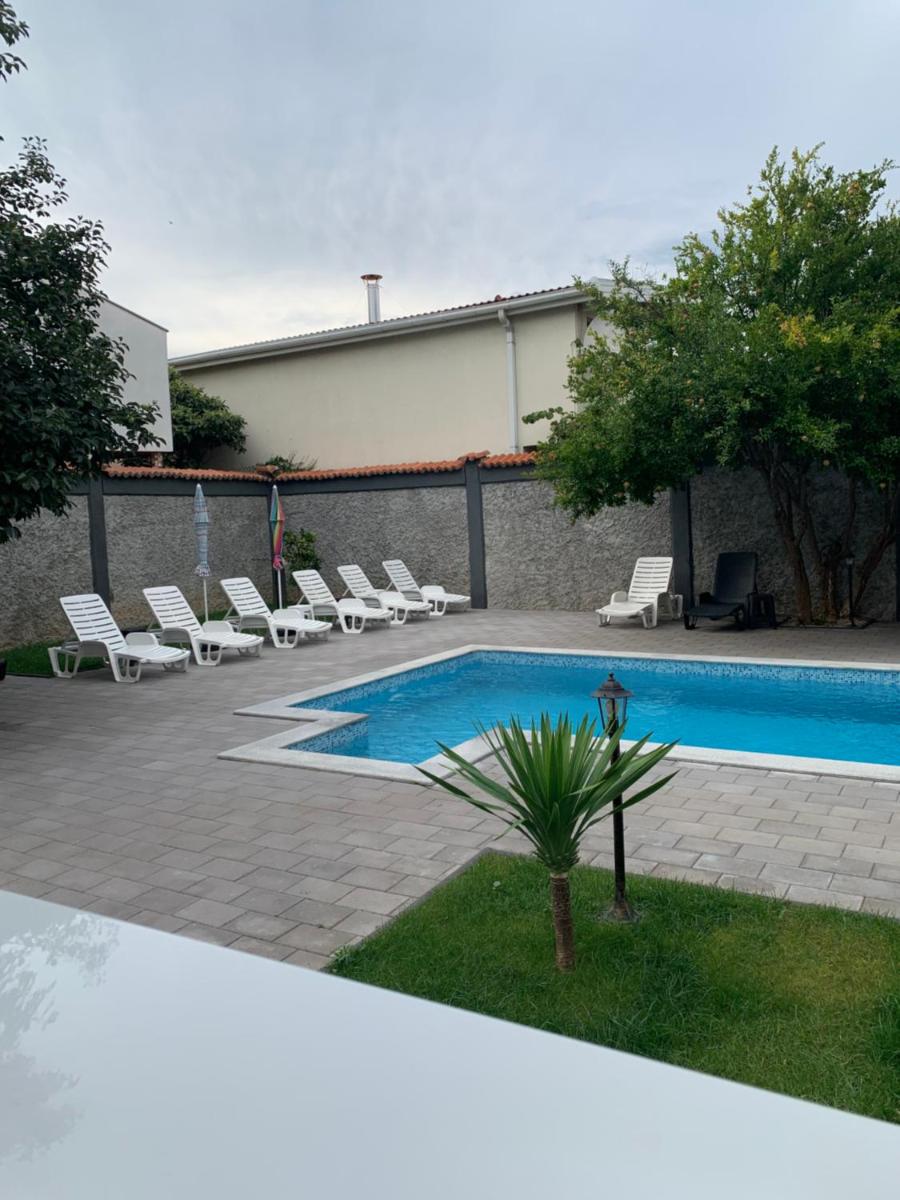 Villa Paradiso By Italy - Hizvo
