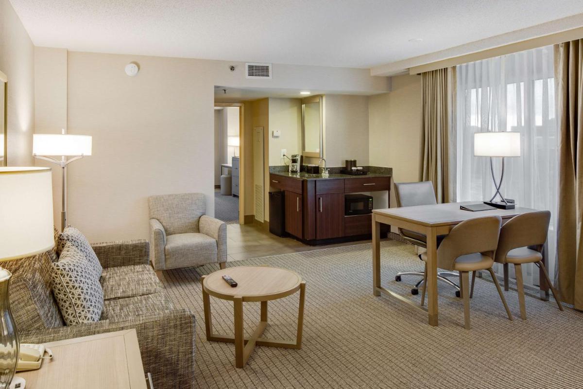 Embassy Suites by Hilton Columbus Dublin - Housity