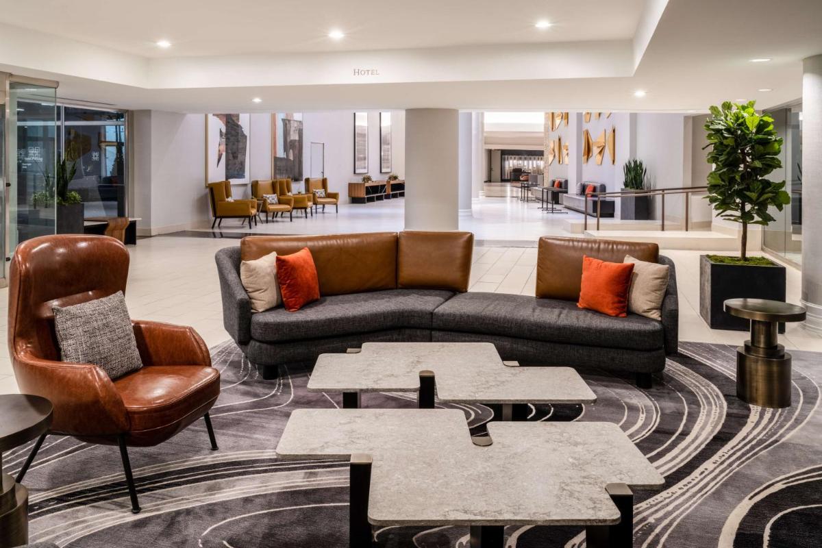 Hilton Dallas Lincoln Centre - Housity