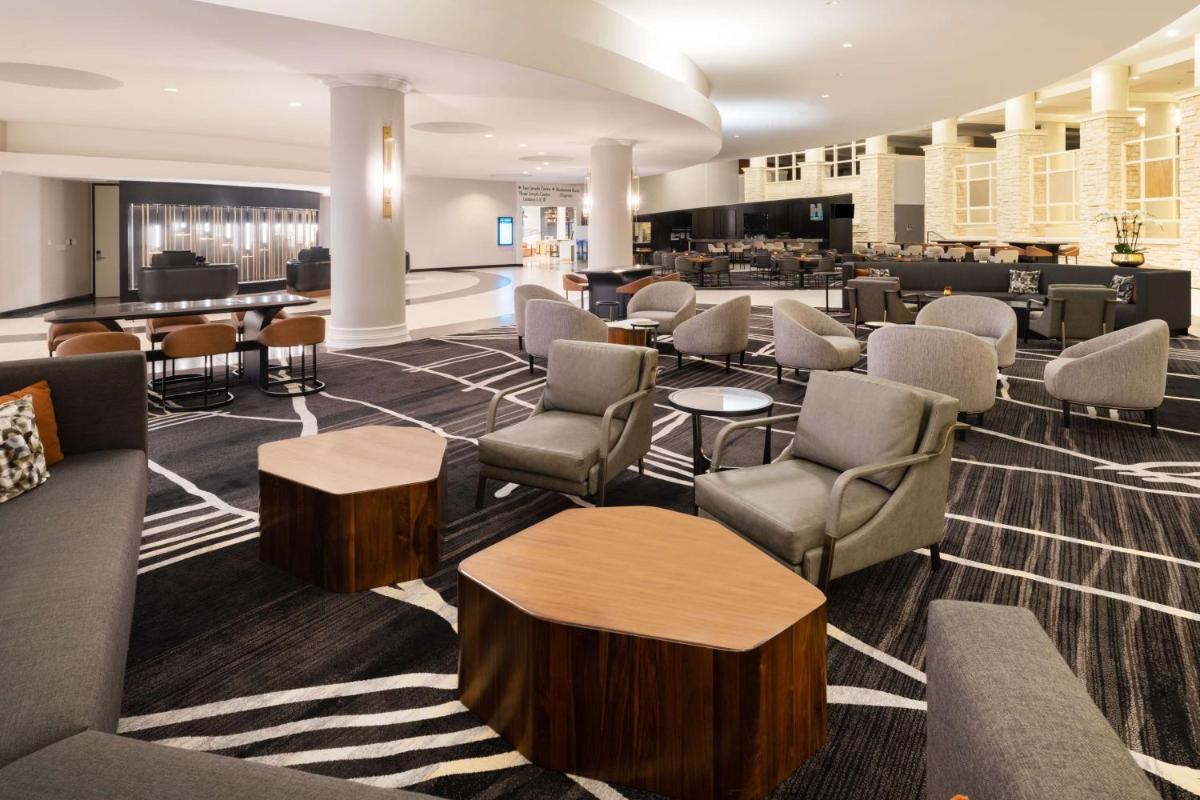 Hilton Dallas Lincoln Centre - Housity
