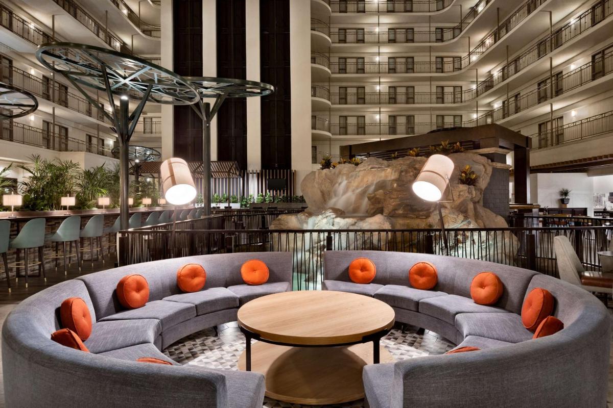Embassy Suites Dallas - DFW International Airport South - Housity