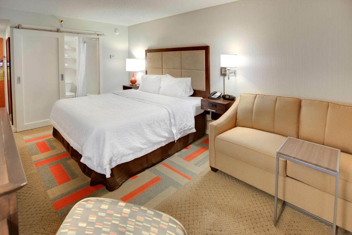 Hampton Inn Harrisonburg - University - Housity