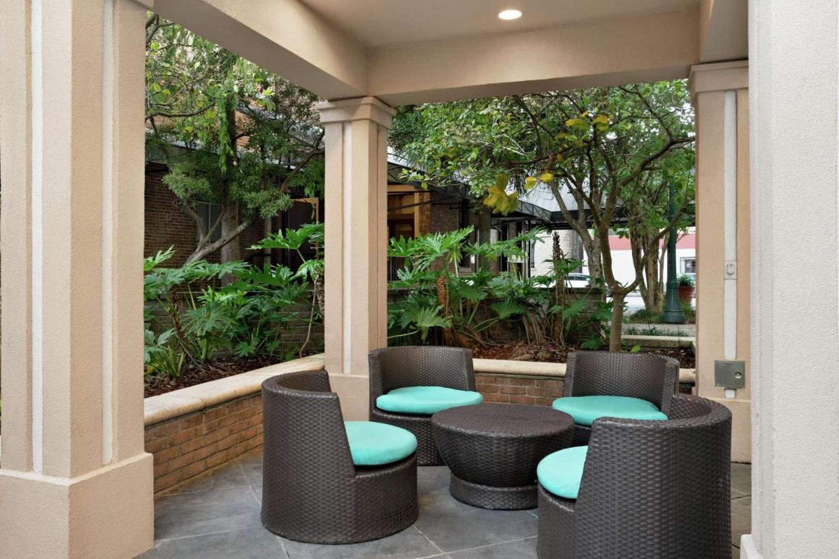 Hilton Garden Inn New Orleans Convention Center - Housity