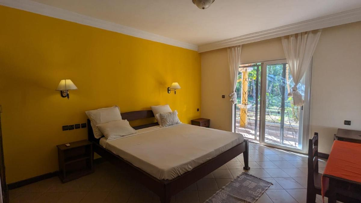 AR Sun Hotel - Housity