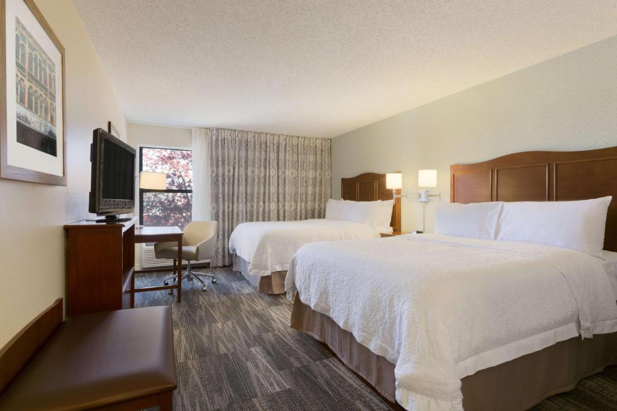 Hampton Inn Zanesville - Housity