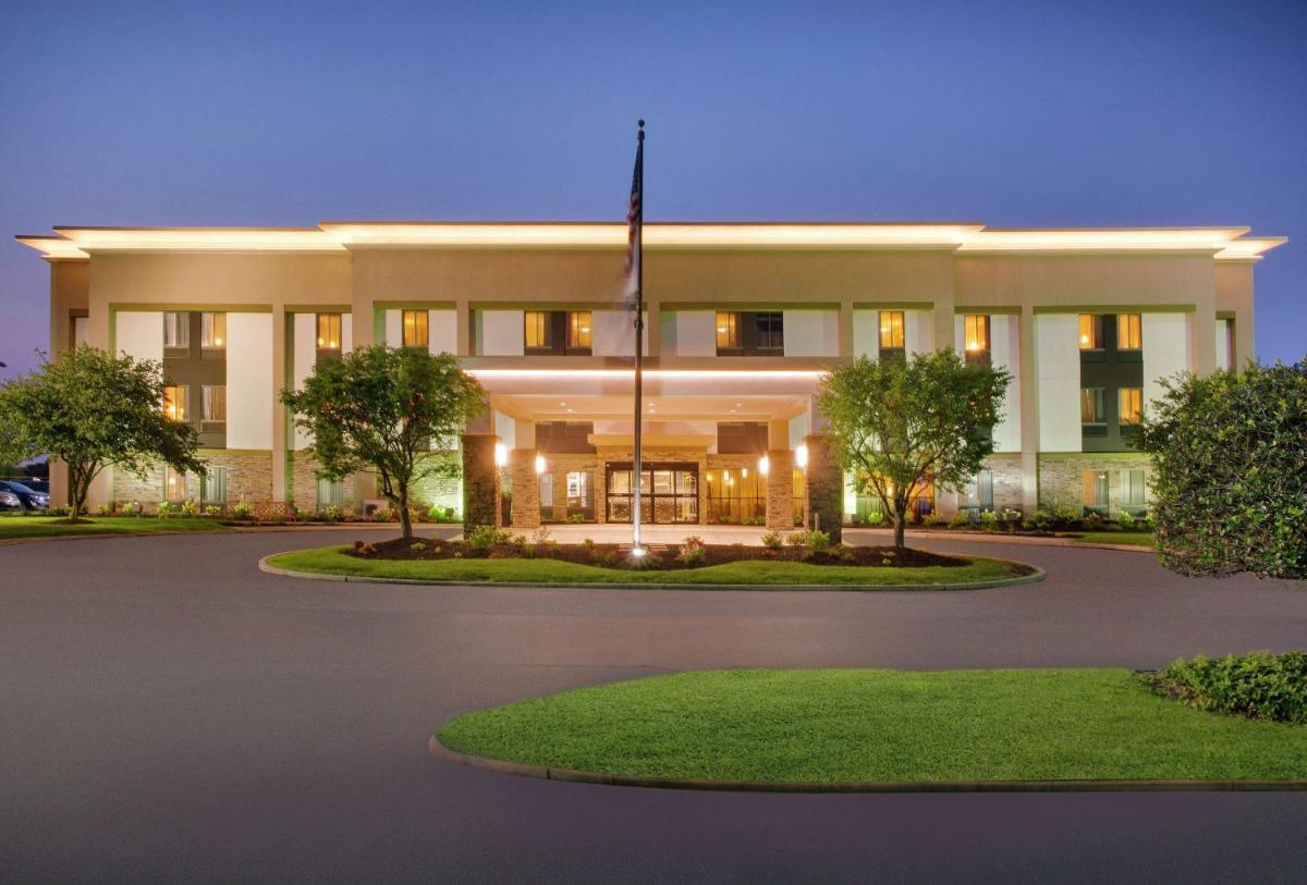 Hampton Inn Merrillville - Housity