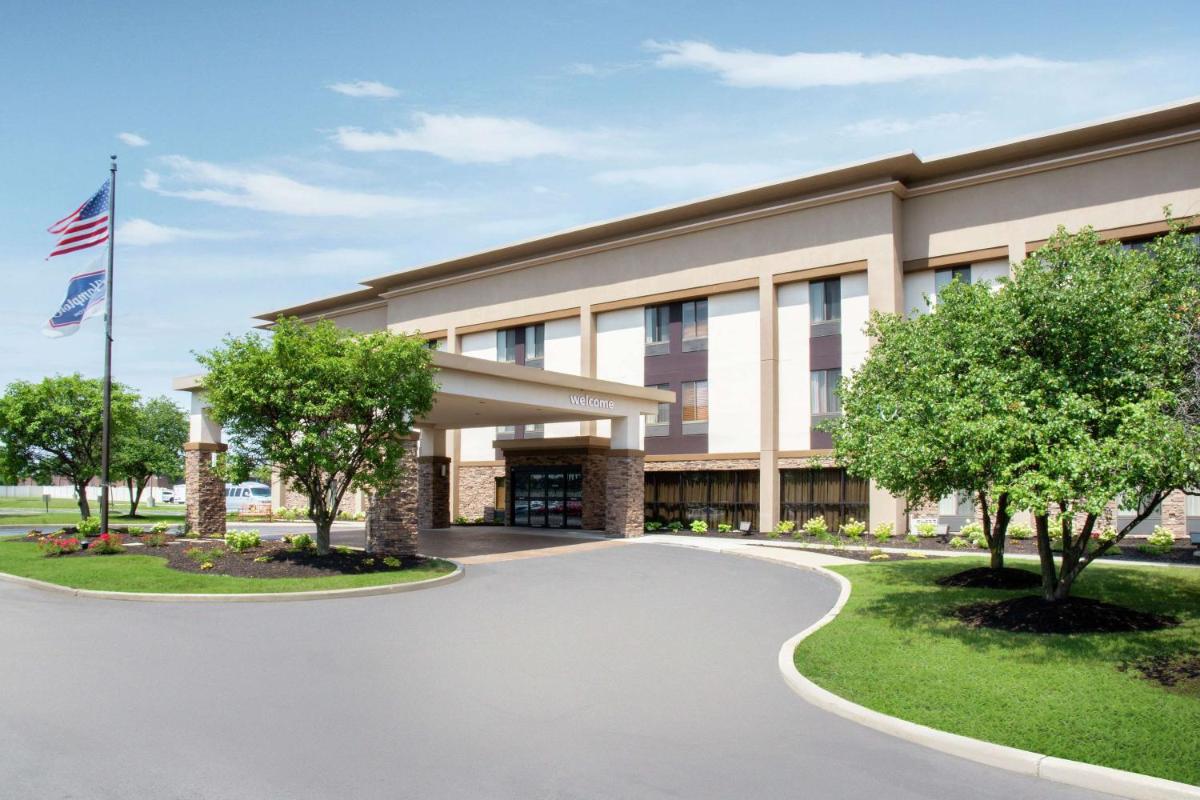 Hampton Inn Merrillville - Housity
