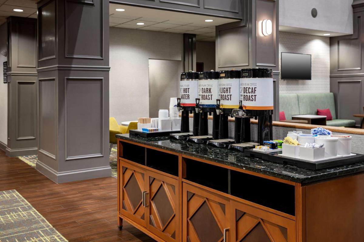 Hampton Inn & Suites Texarkana - Housity