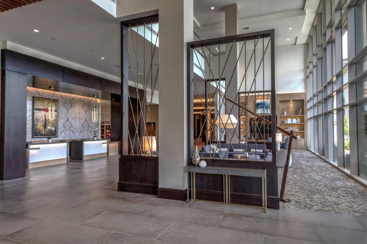 Hilton Franklin Cool Springs - Housity