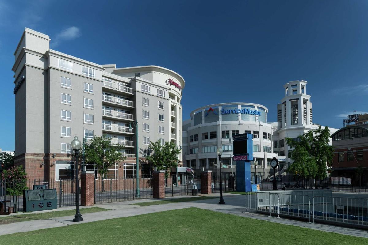 Hampton Inn & Suites Memphis-Beale Street - Housity