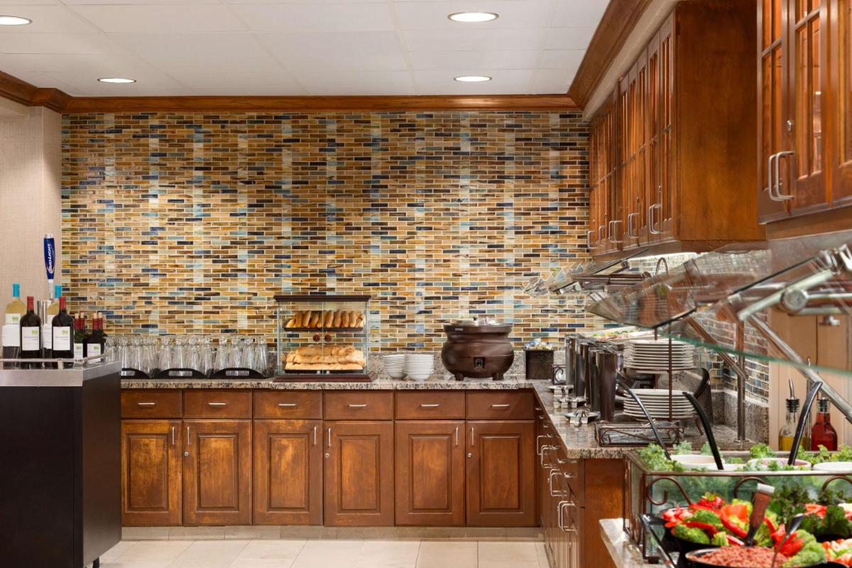 Homewood Suites by Hilton Orlando-Intl Drive/Convention Ctr - Housity
