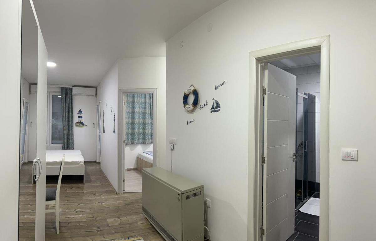 Adam's Apartment 1 - Housity