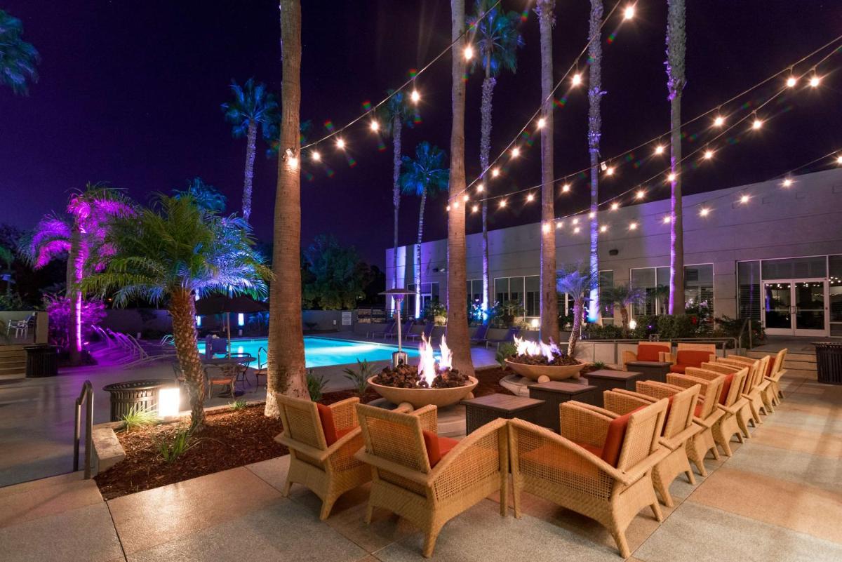 DoubleTree by Hilton San Diego-Mission Valley - Housity