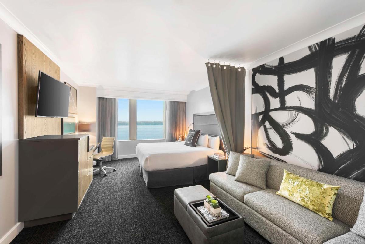 Hilton Motif Seattle - Housity