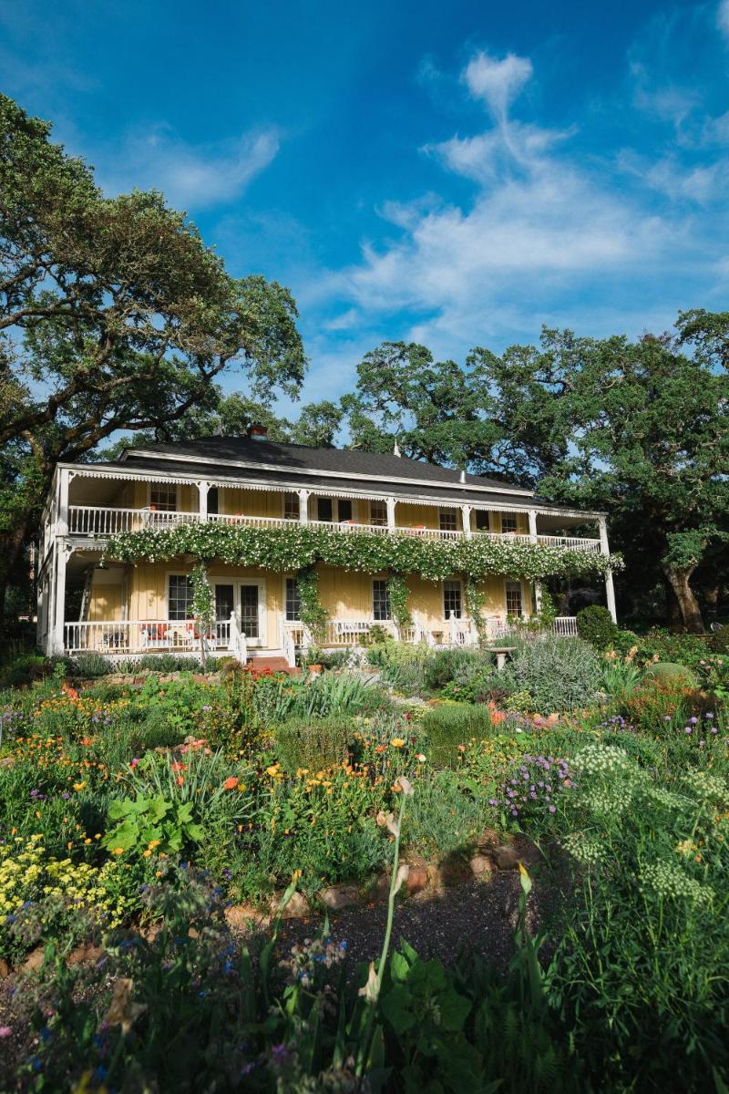 Beltane Ranch - Housity