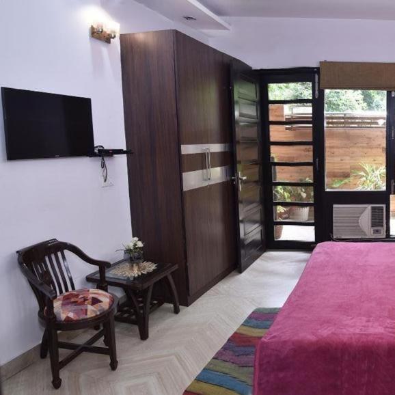 Suitetrails - Stay Royal Bed & Breakfast