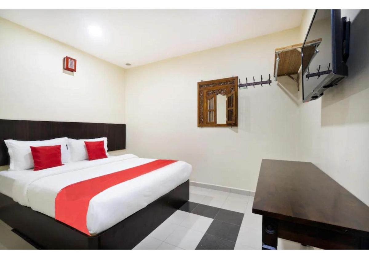 Manjung Inn Hotel - Housity