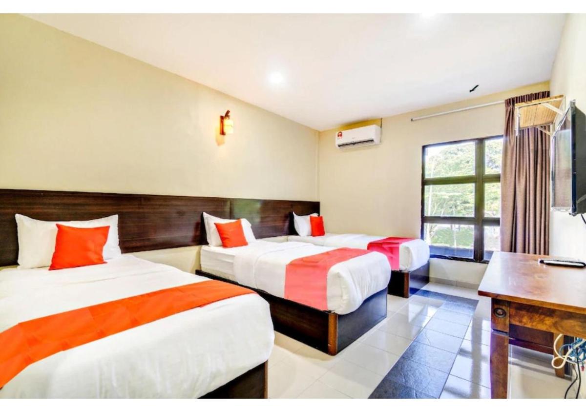 Manjung Inn Hotel - Housity