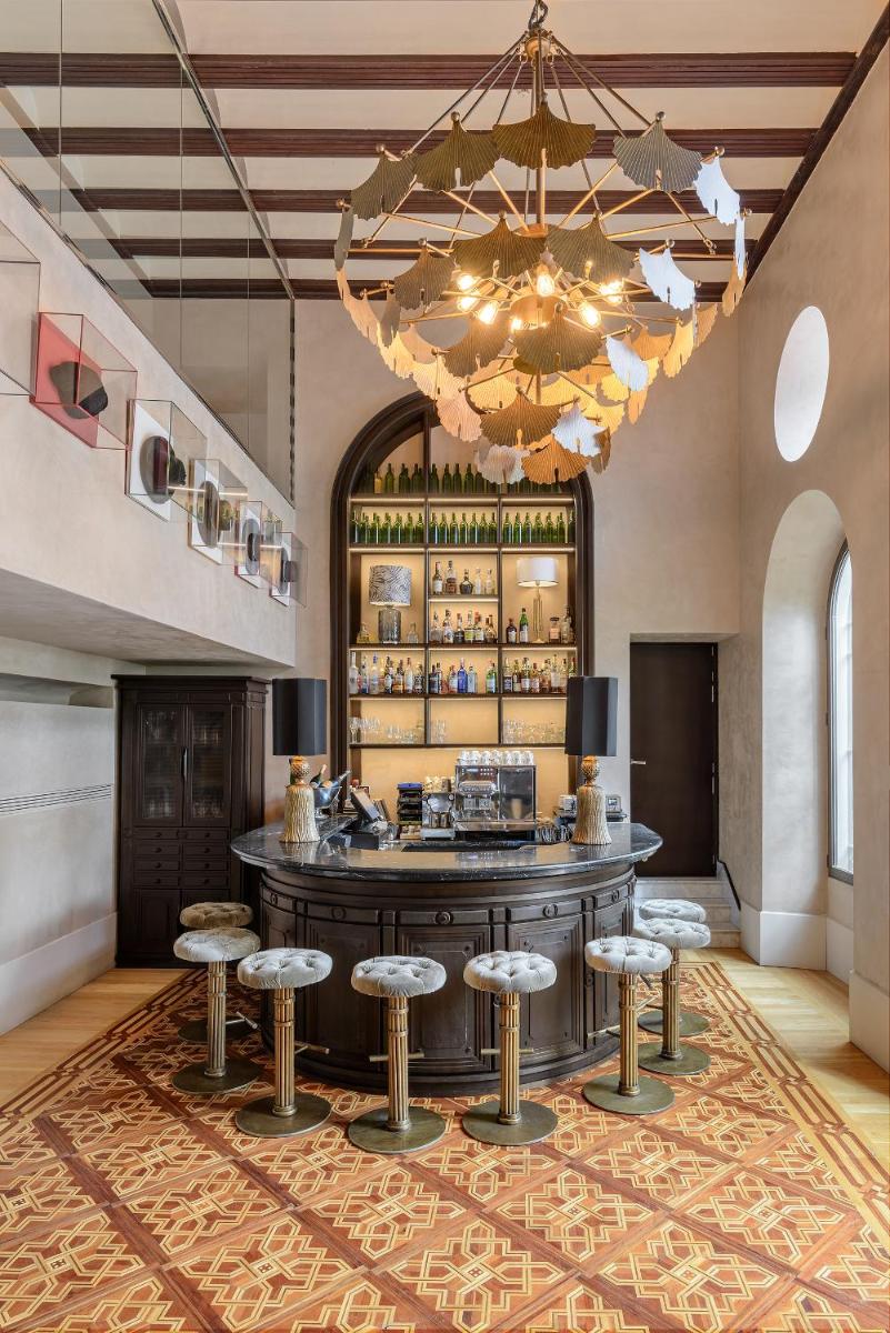 Bebidas en CoolRooms Palacio Villapanés 5 GL