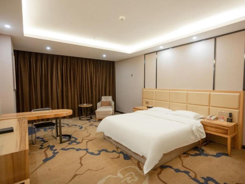 VX Hotel Yichun Yuanzhou Government High-Speed Railway - Housity