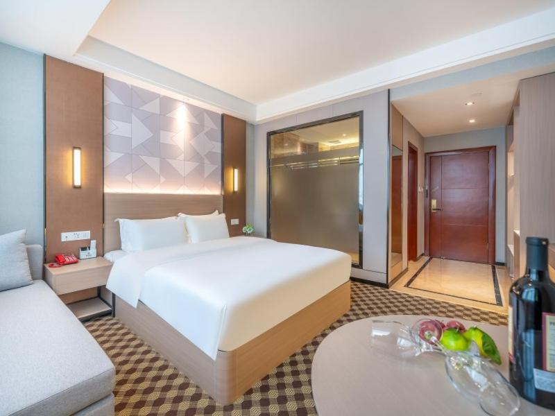 GreenTree Inn Yulin Hongjin Markey Yide - Housity