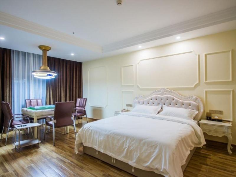 VX Hotel Yichun Yuanzhou Government High-Speed Railway - Housity