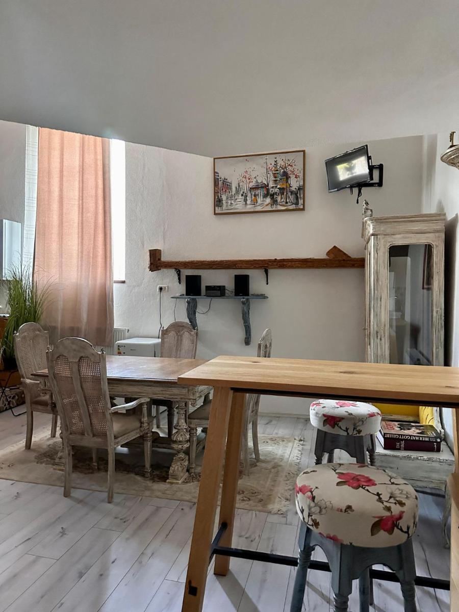 Tavi's home - Housity