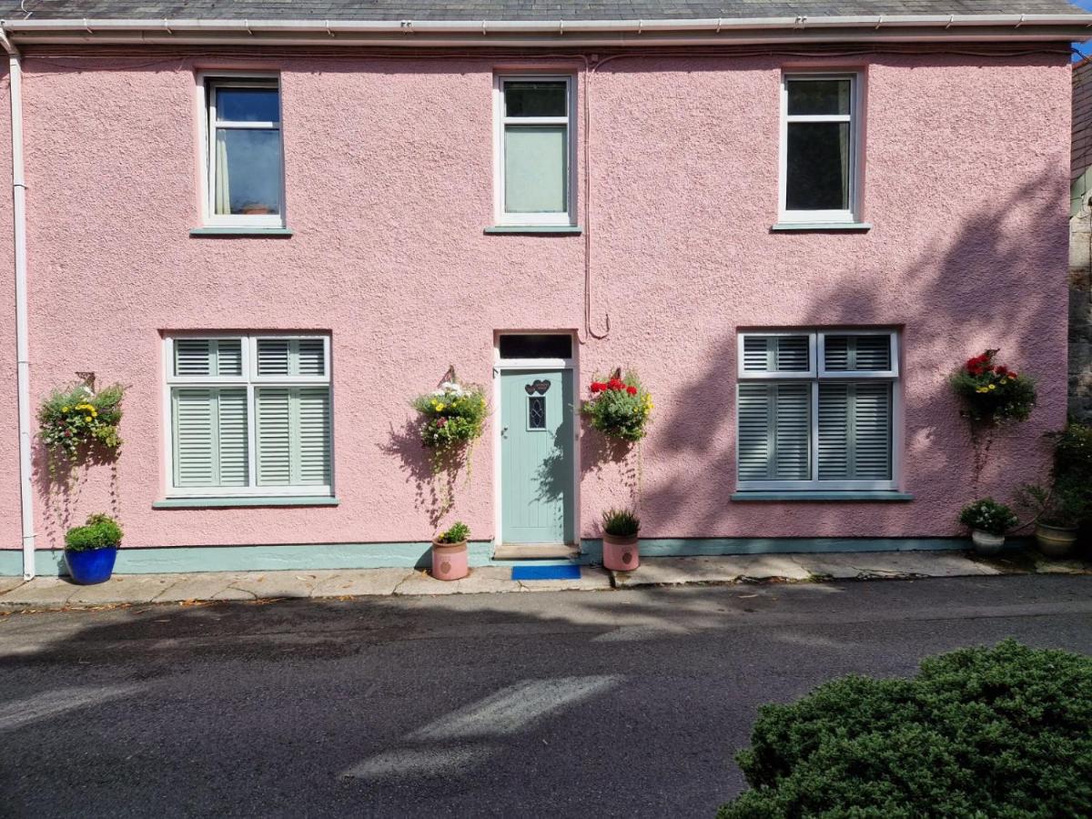 Raymond House B&B Penally, Tenby - Housity