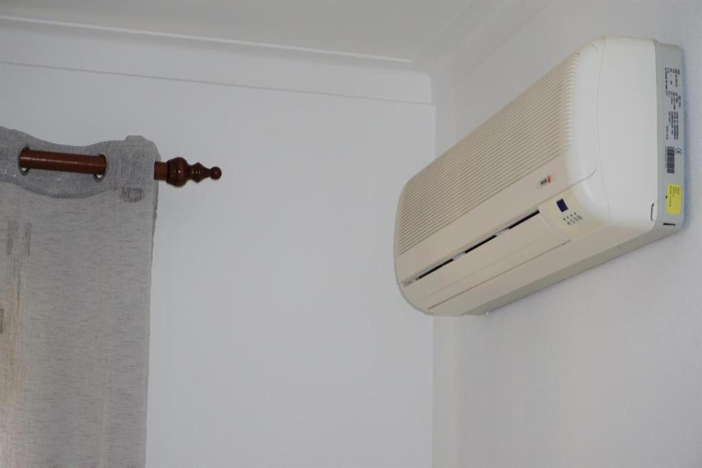 Cozy Sunny Apartment Wi-FI & AC - Housity