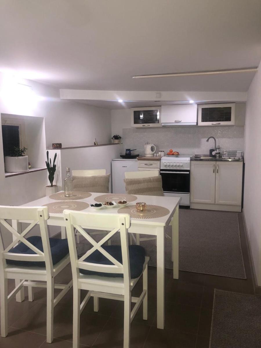 Apartment Nena - Housity